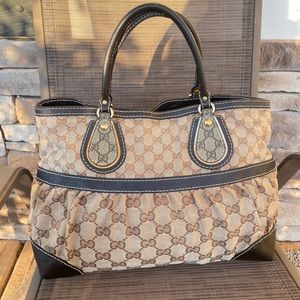 Authentic Gucci purse